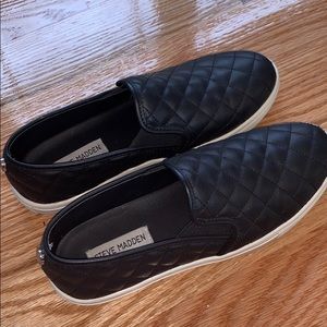 Steve Madden slip ons
